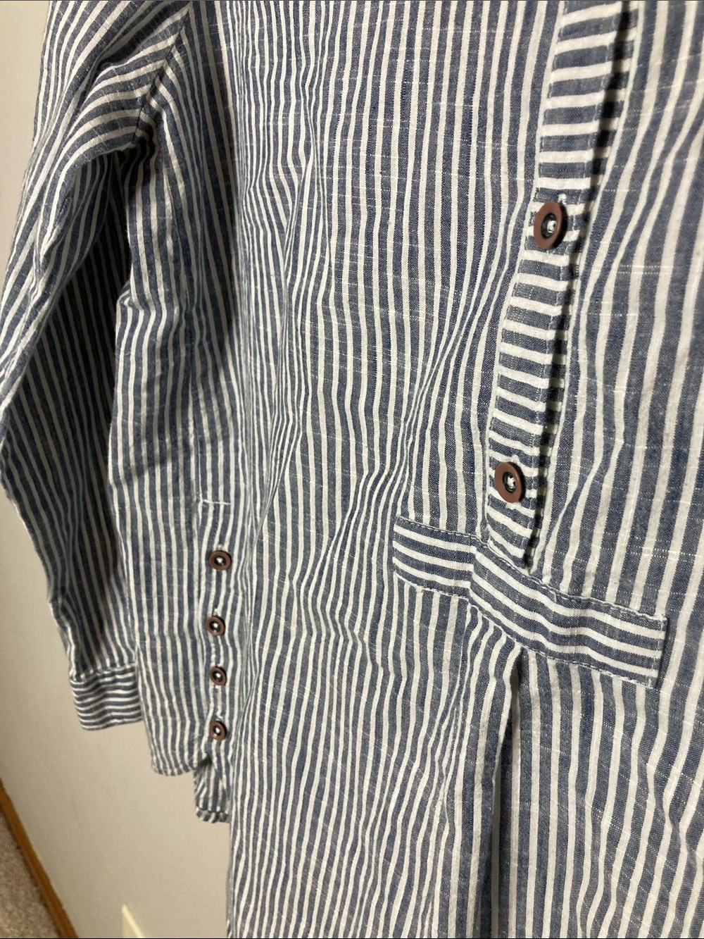 American Sweetheart Blue & White Striped Button-Front Shirt, Women’s Size Medium - Picture 7 of 8
